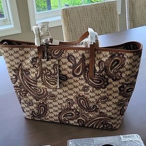 NWT Michael Kors Studio Tote with Wallet and keychain